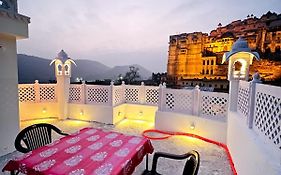 The Palace View Homestay & Restaurant